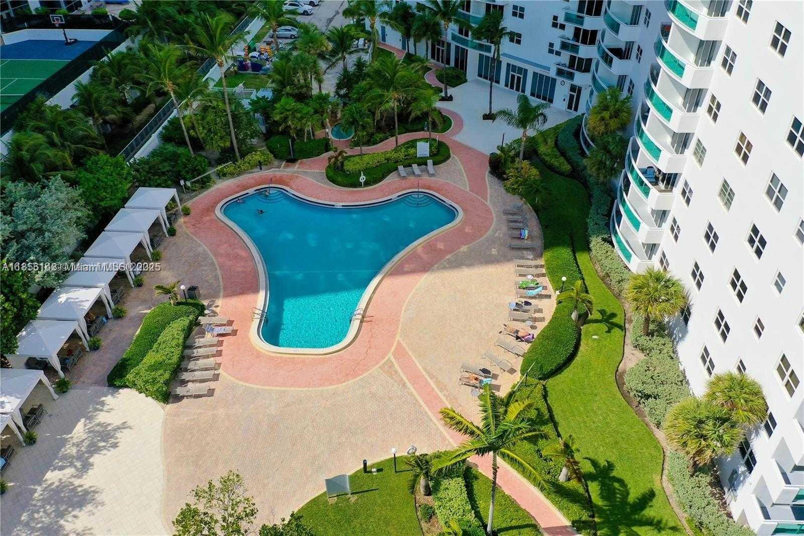 Small Image of 3001 SOUTH OCEAN DR #1411, Hollywood Number 32