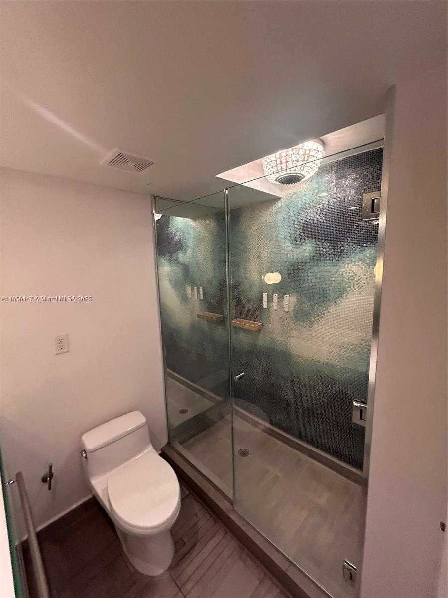 Small Image of 1100 WEST AVE #322, Miami Beach Number 11
