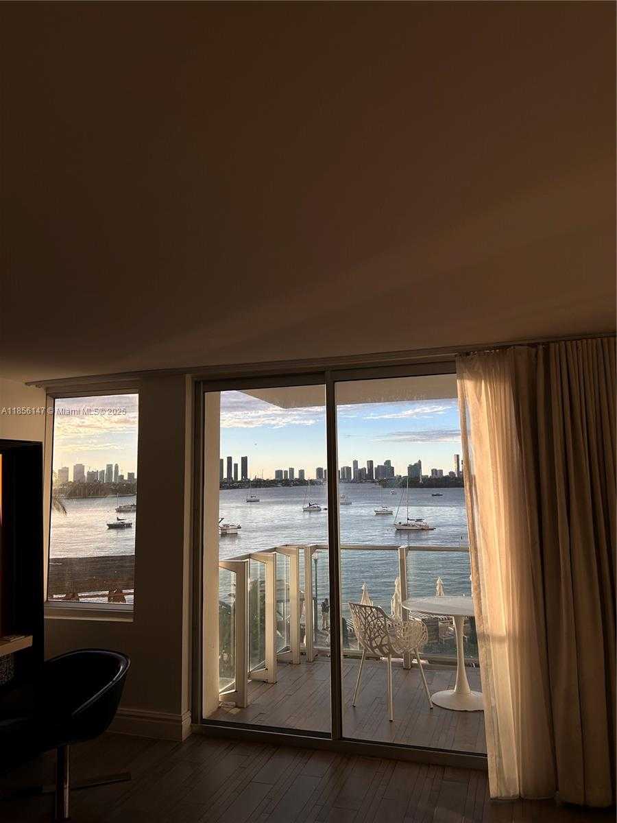 Small Image of 1100 WEST AVE #322, Miami Beach Number 22