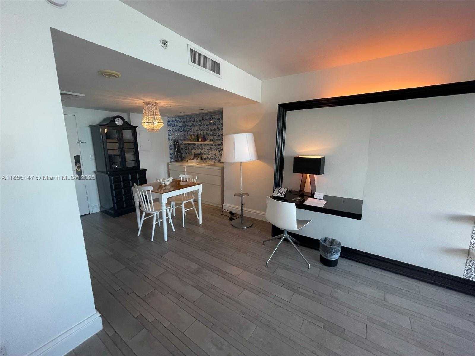 Small Image of 1100 WEST AVE #322, Miami Beach Number 28