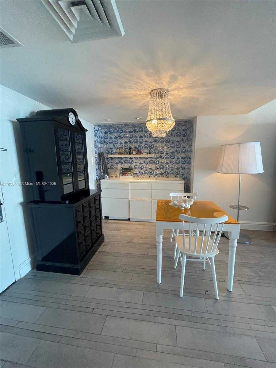 Small Image of 1100 WEST AVE #322, Miami Beach Number 33