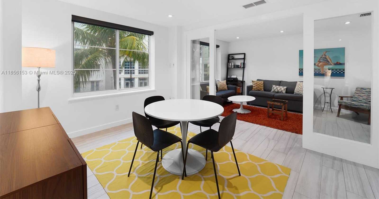 Small Image of 1460 OCEAN DR #307, Miami Beach Number 13
