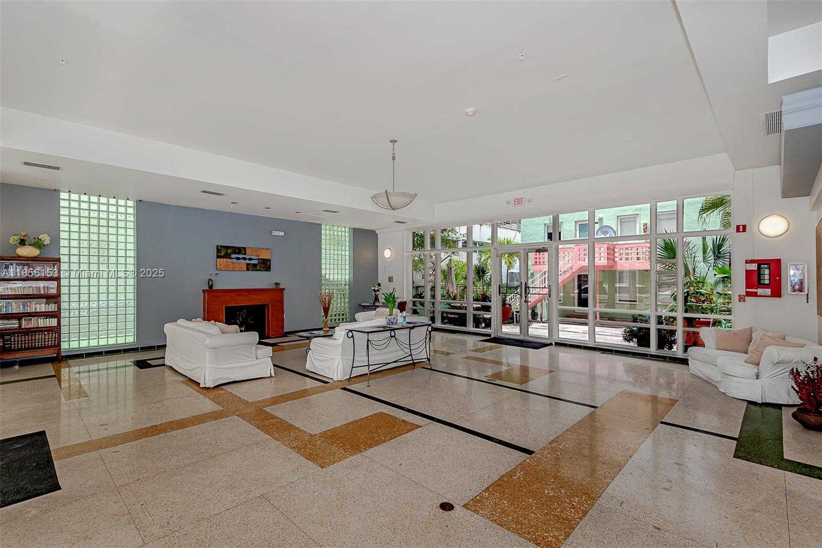 Small Image of 1460 OCEAN DR #307, Miami Beach Number 7