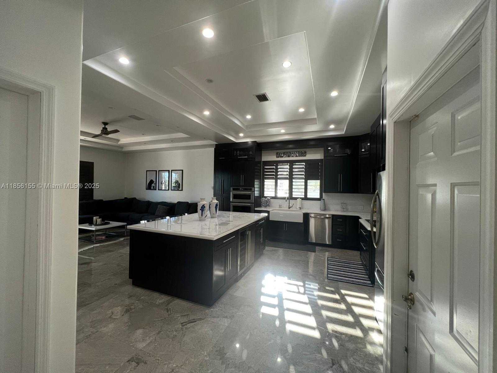 Small Image of 18245 SOUTH WEST 228TH ST, Miami Number 11