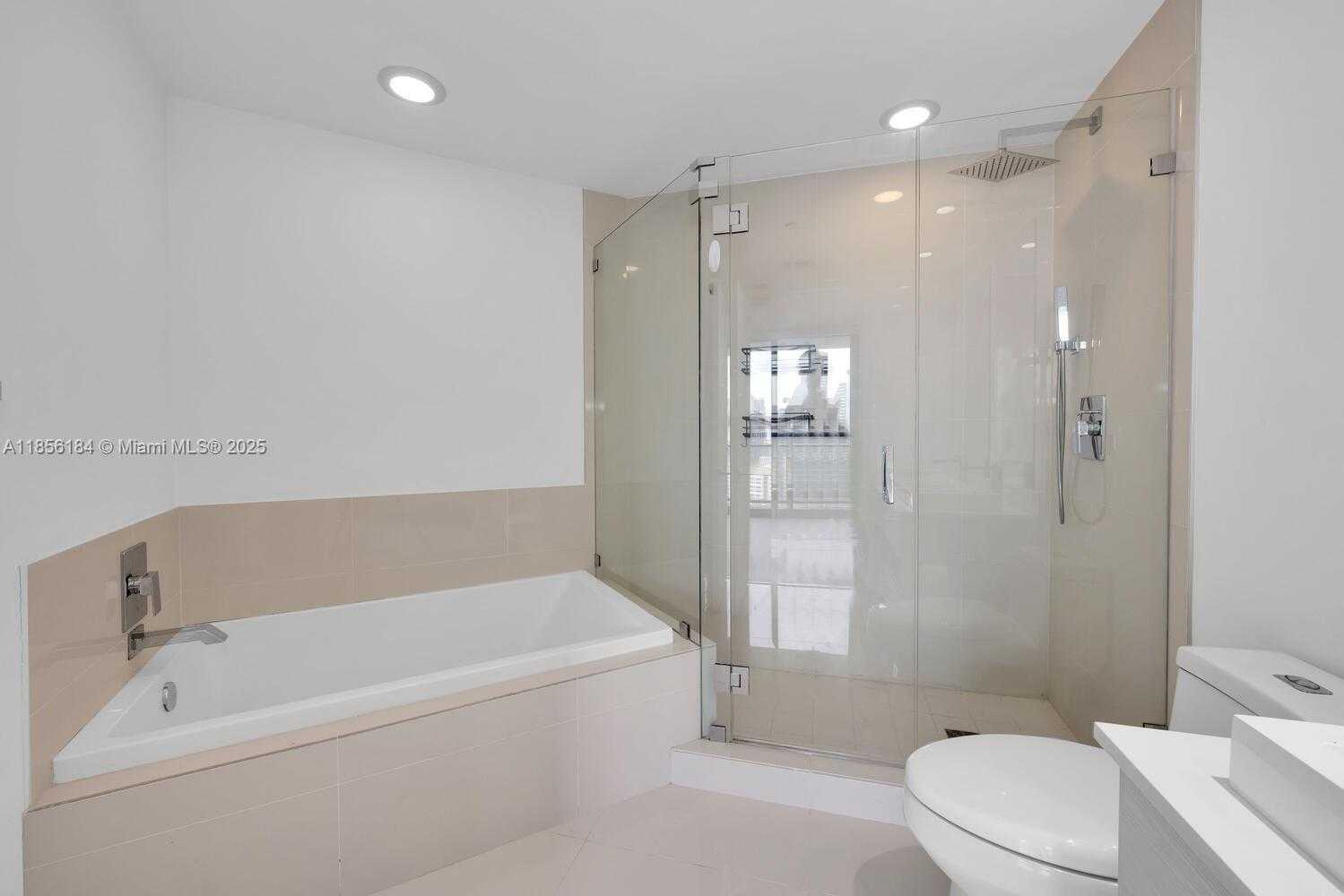 Small Image of 45 SOUTH WEST 9TH ST #2101, Miami Number 16