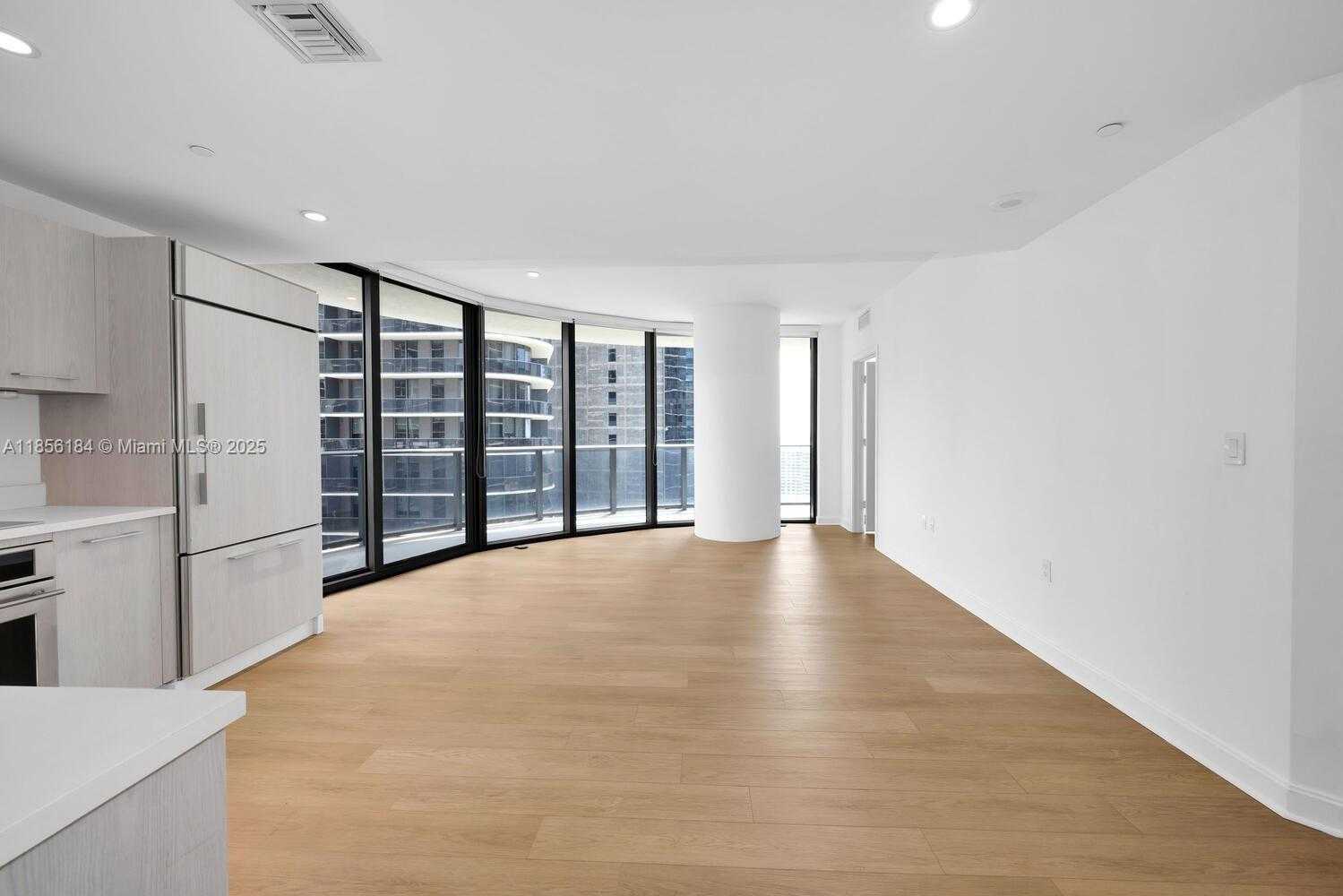 Small Image of 45 SOUTH WEST 9TH ST #2101, Miami Number 2