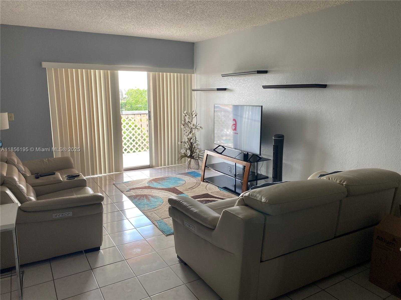 Small Image of 1900 WEST 68TH ST #G401, Hialeah Number 11