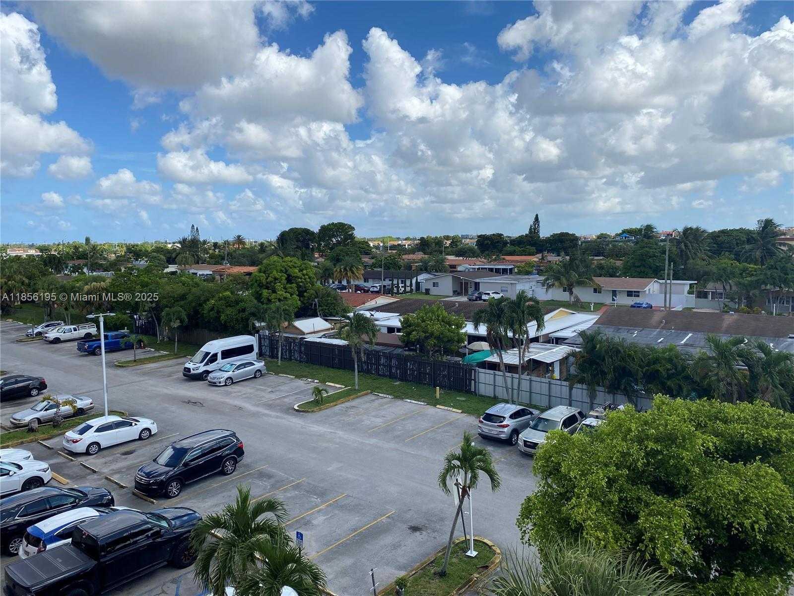 Small Image of 1900 WEST 68TH ST #G401, Hialeah Number 14