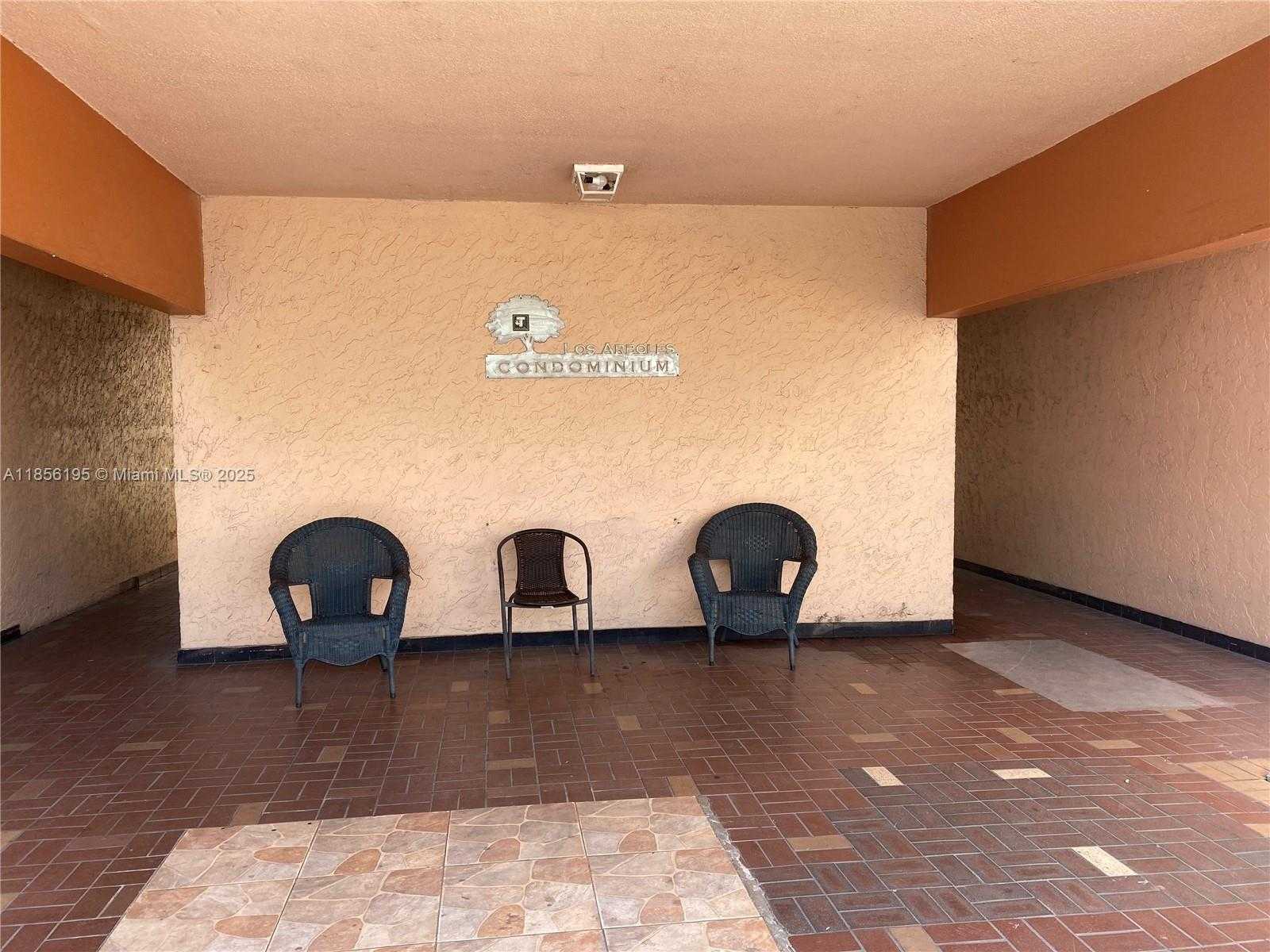 Small Image of 1900 WEST 68TH ST #G401, Hialeah Number 4
