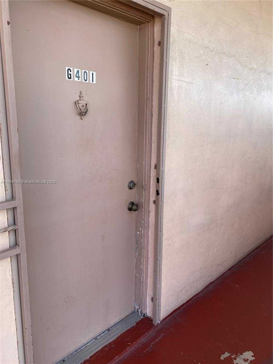 Small Image of 1900 WEST 68TH ST #G401, Hialeah Number 5