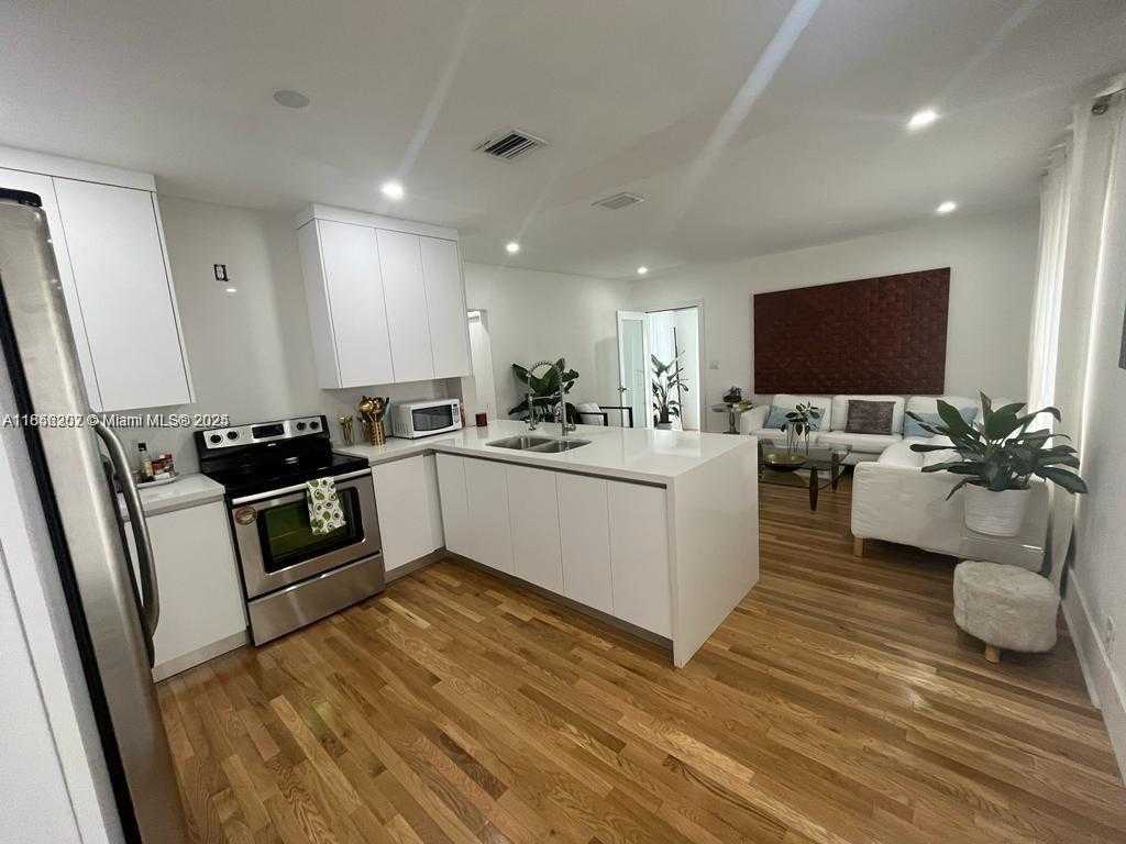 Small Image of 1091 NORTH WEST 59TH ST, Miami Number 6