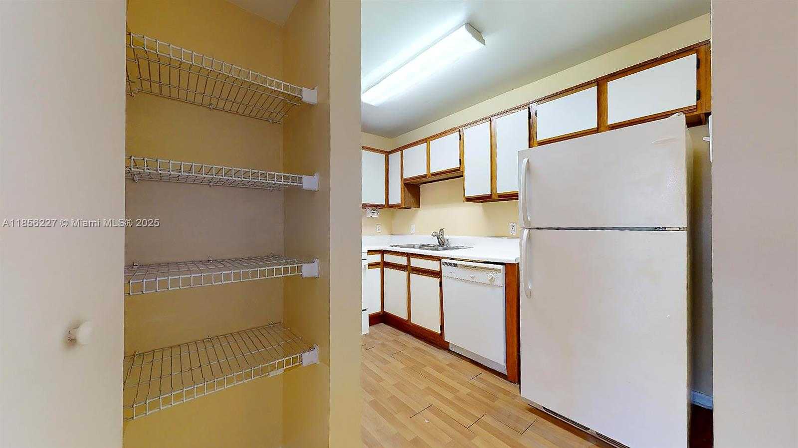 Small Image of 15315 SOUTH WEST 106TH TER #432, Miami Number 11