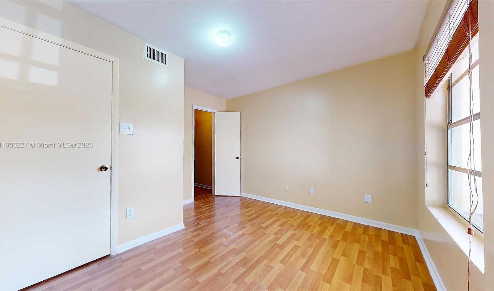 Small Image of 15315 SOUTH WEST 106TH TER #432, Miami Number 13