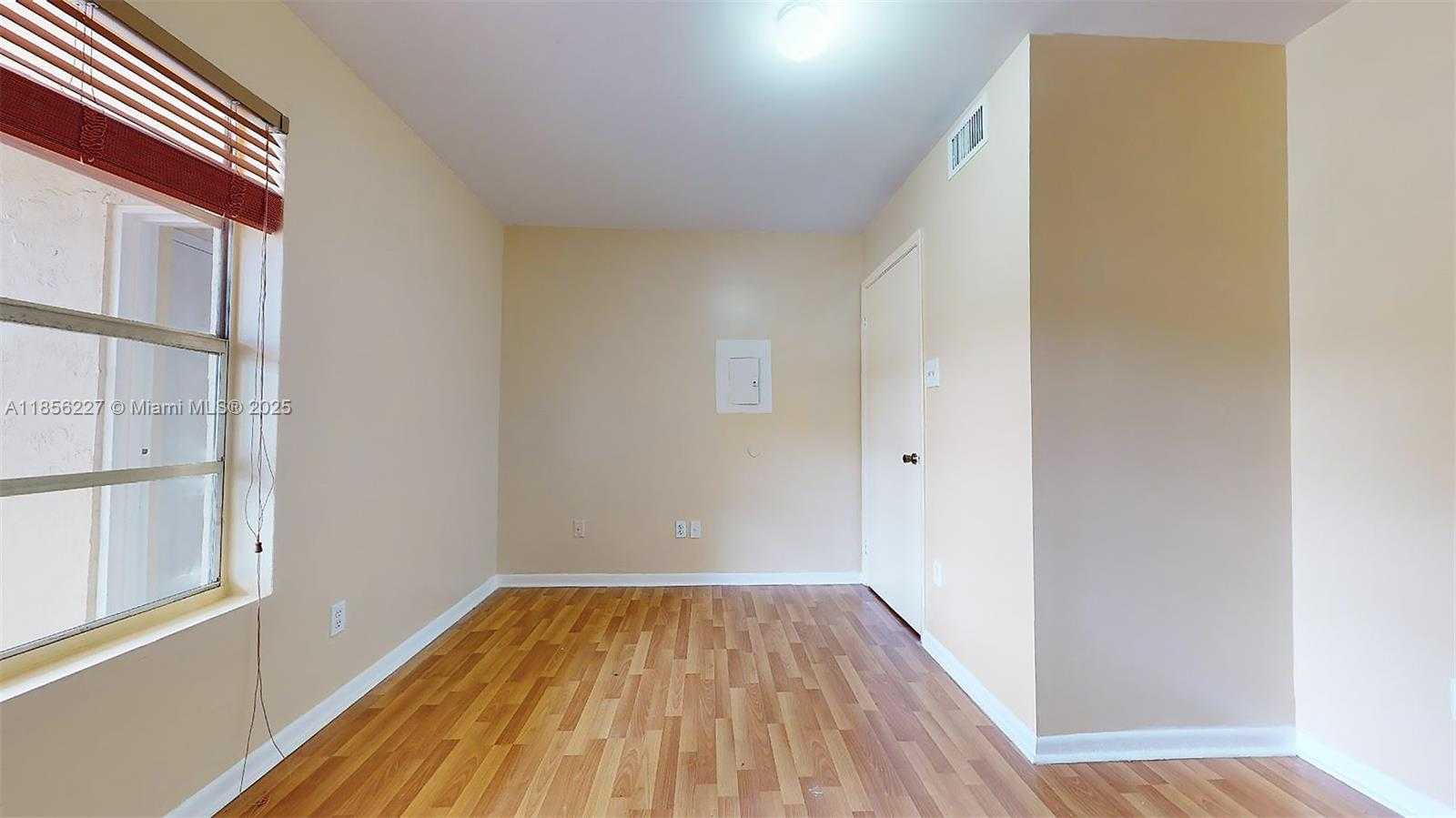 Small Image of 15315 SOUTH WEST 106TH TER #432, Miami Number 15