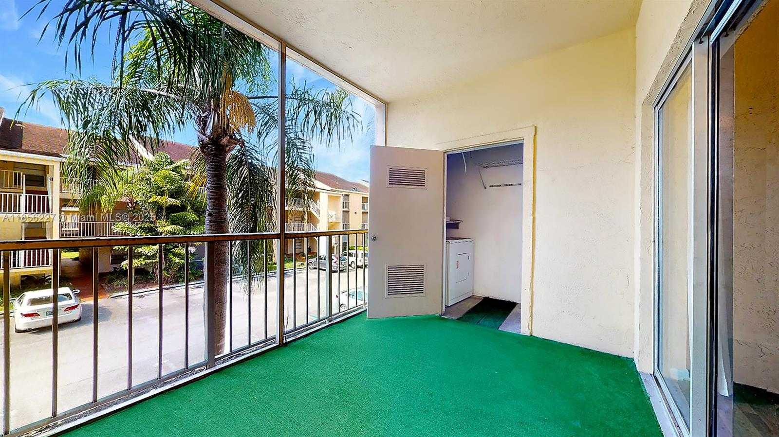 Small Image of 15315 SOUTH WEST 106TH TER #432, Miami Number 19
