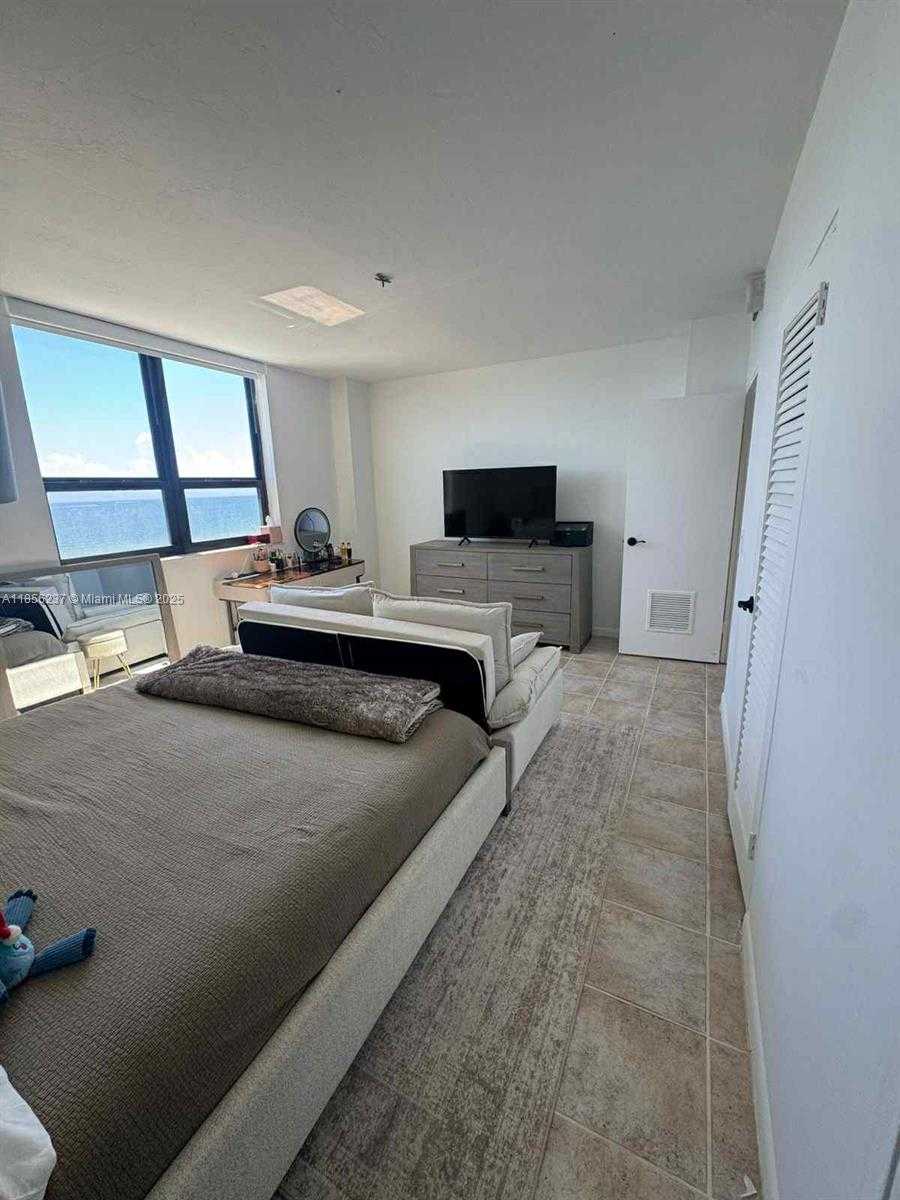 Small Image of 10185 COLLINS AVE #818, Bal Harbour Number 13