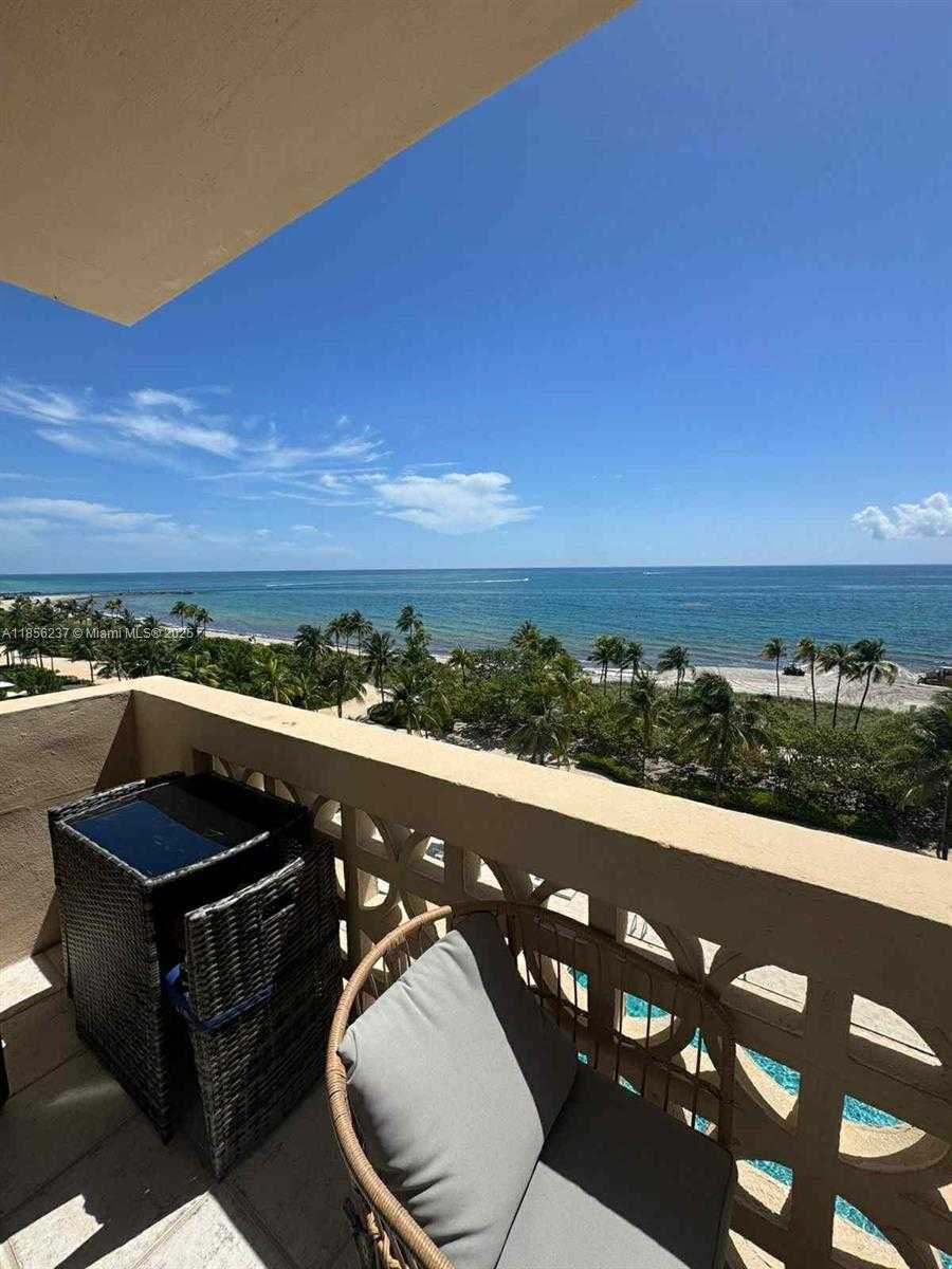 Small Image of 10185 COLLINS AVE #818, Bal Harbour Number 4