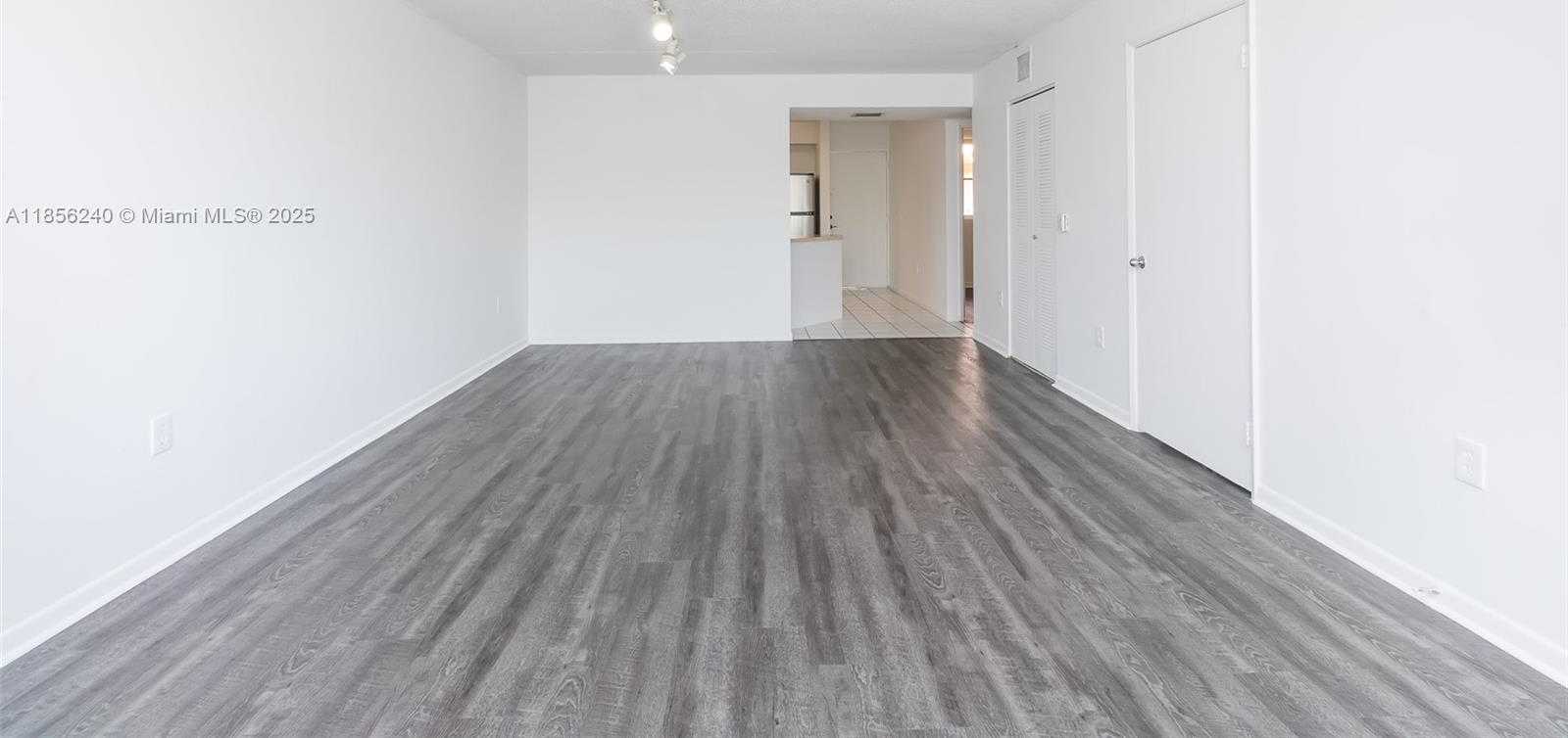 Small Image of 6155 NORTH WEST 186TH ST #202, Hialeah Number 5