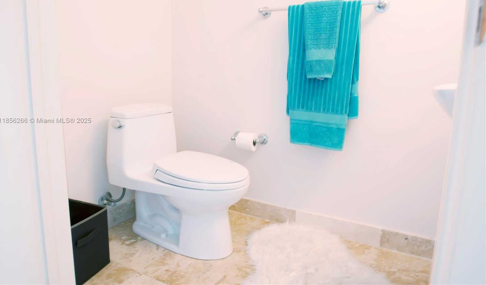 Small Image of 41 5 ST #1304, Miami Number 5