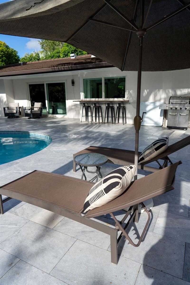 Small Image of 14941 SOUTH WEST 87TH AVE, Palmetto Bay Number 11