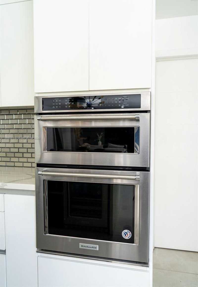 Small Image of 14941 SOUTH WEST 87TH AVE, Palmetto Bay Number 21