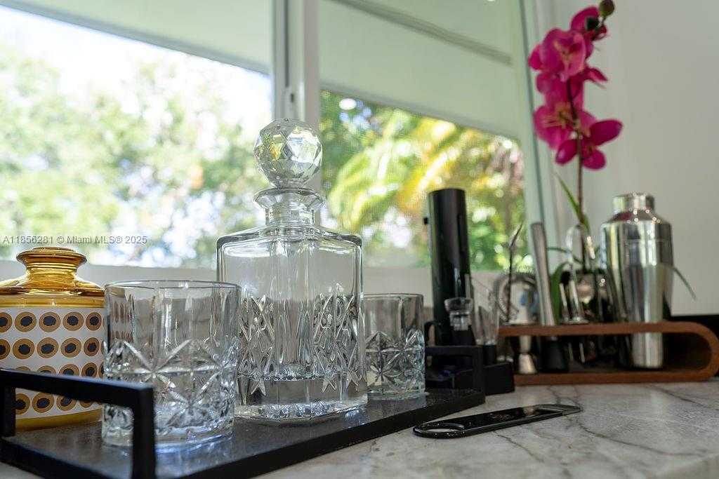 Small Image of 14941 SOUTH WEST 87TH AVE, Palmetto Bay Number 25