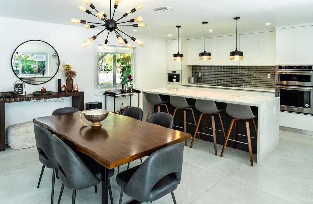 Small Image of 14941 SOUTH WEST 87TH AVE, Palmetto Bay Number 30