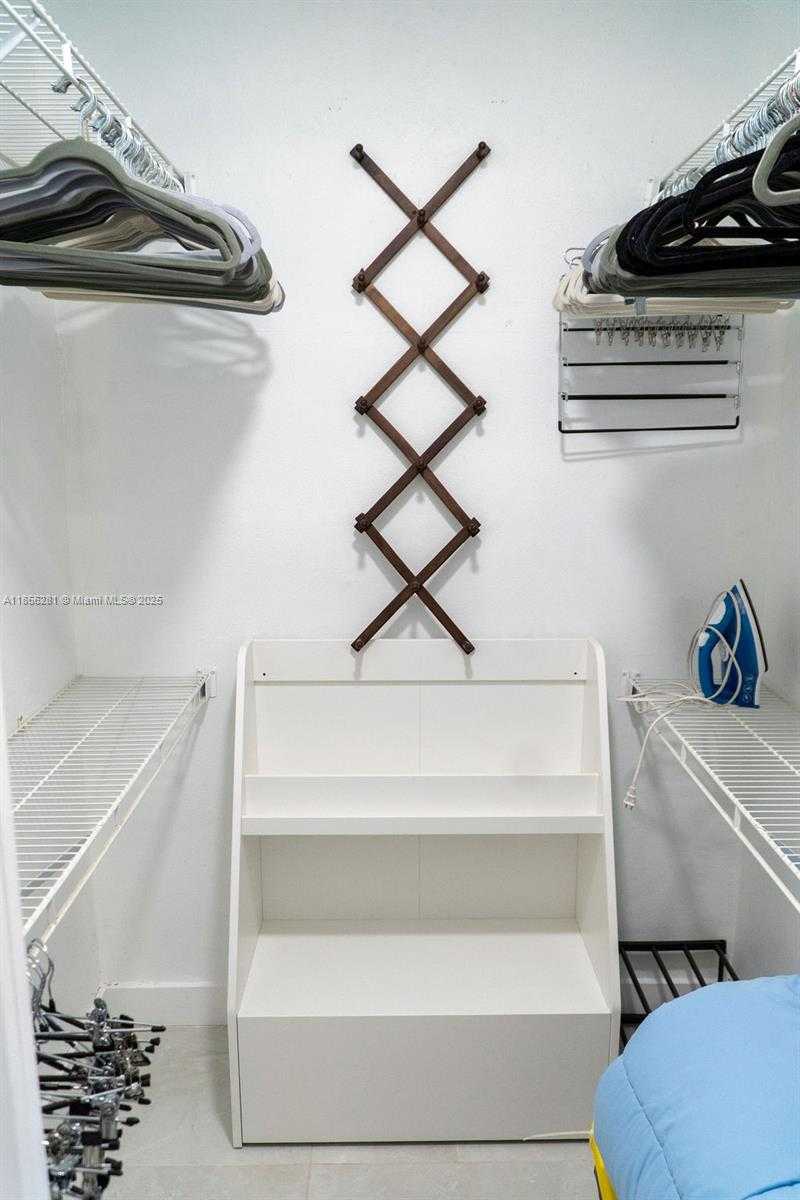 Small Image of 14941 SOUTH WEST 87TH AVE, Palmetto Bay Number 52