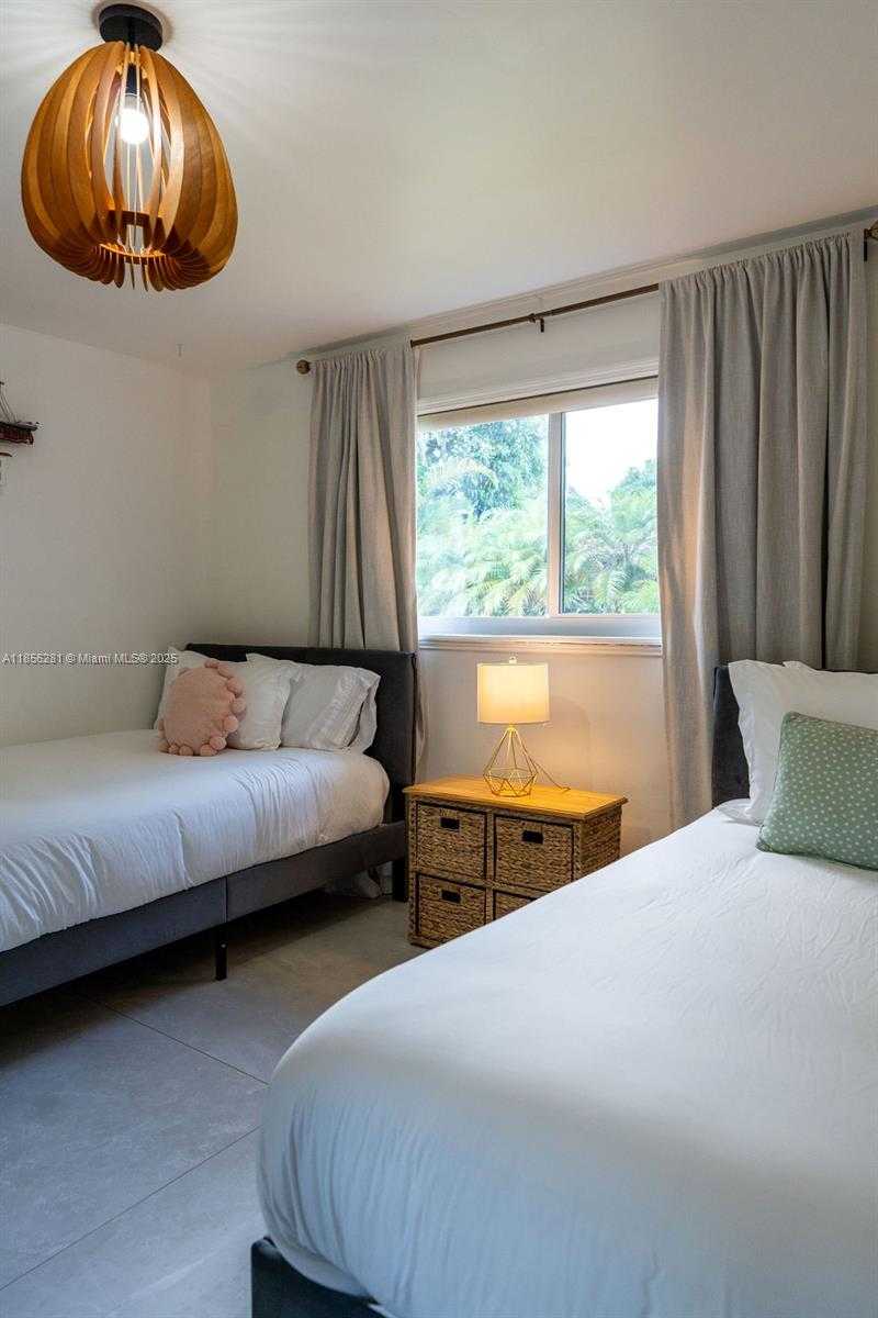 Small Image of 14941 SOUTH WEST 87TH AVE, Palmetto Bay Number 63