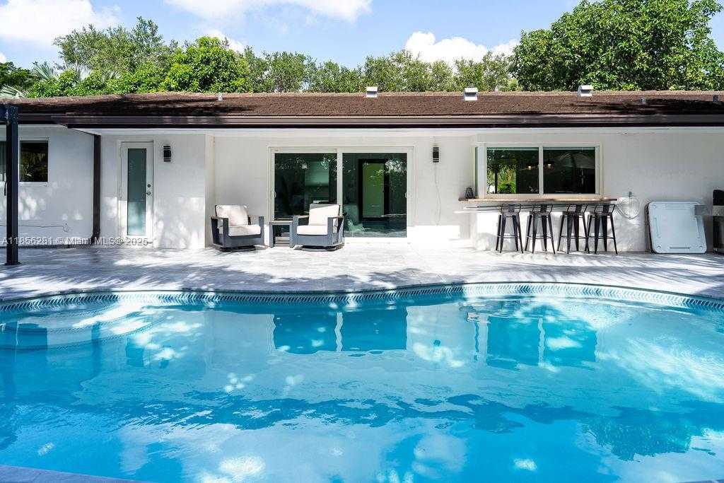 Small Image of 14941 SOUTH WEST 87TH AVE, Palmetto Bay Number 78