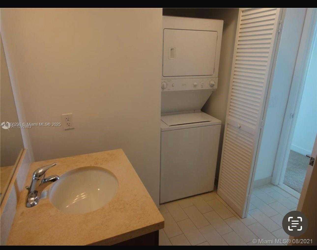 Small Image of 1111 SOUTH WEST 1ST AVE #3122-N, Miami Number 4