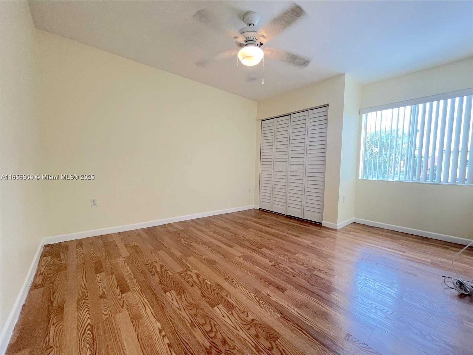 Small Image of 12405 NORTH WEST 7TH ST, Miami Number 14