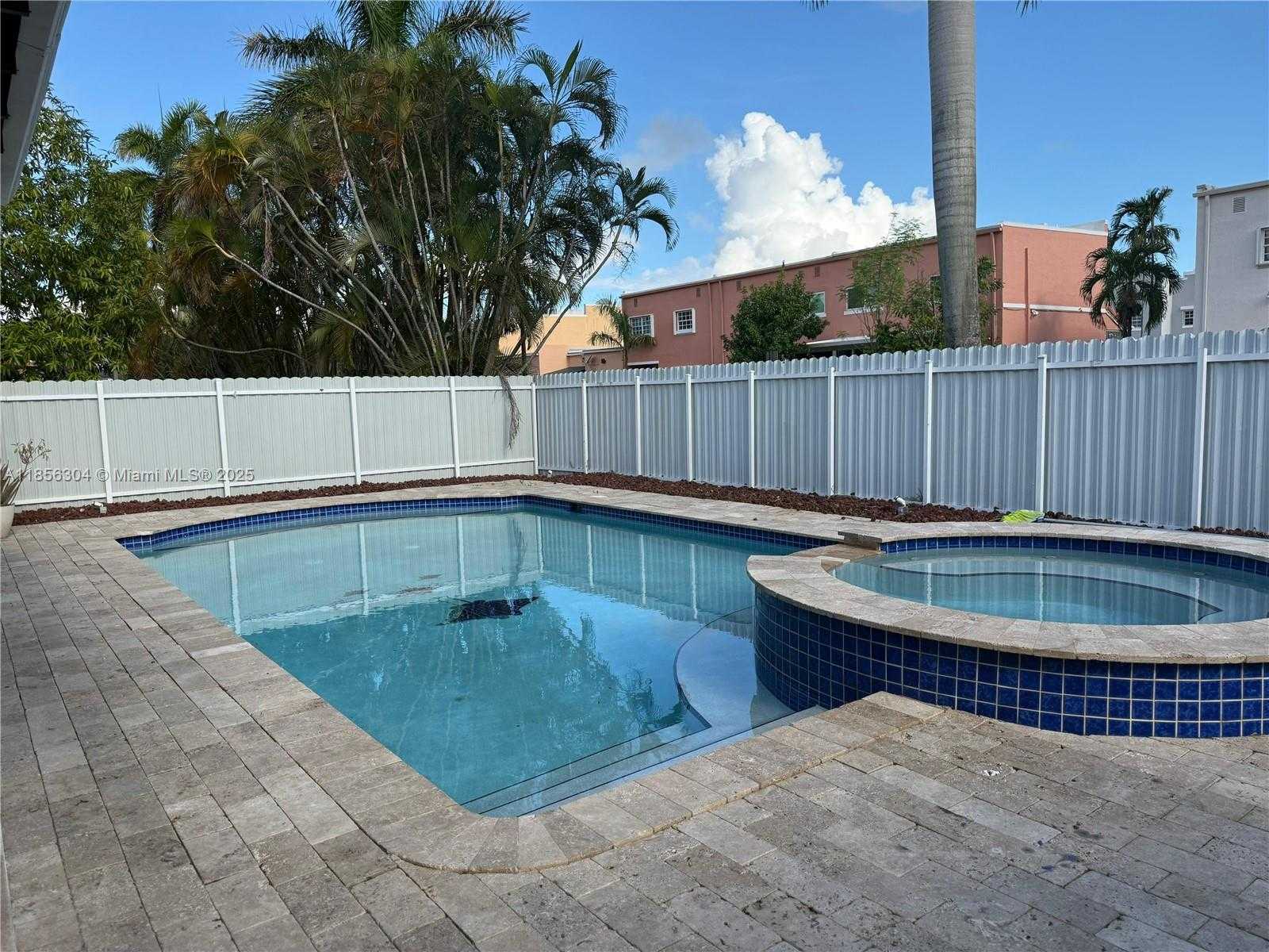 Small Image of 12405 NORTH WEST 7TH ST, Miami Number 23