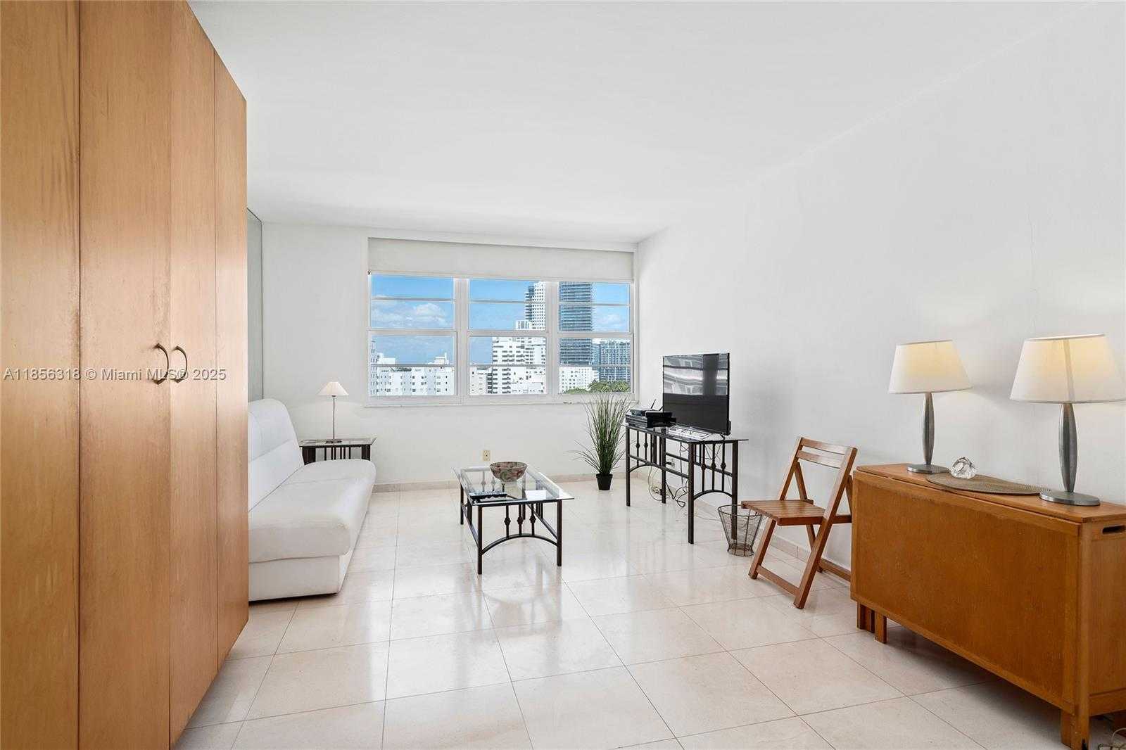Small Image of 100 LINCOLN RD #1147A, Miami Beach Number 2