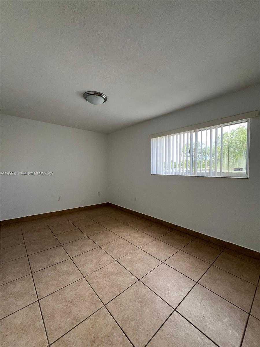 Small Image of 14915 SOUTH WEST 80TH ST #109, Miami Number 4