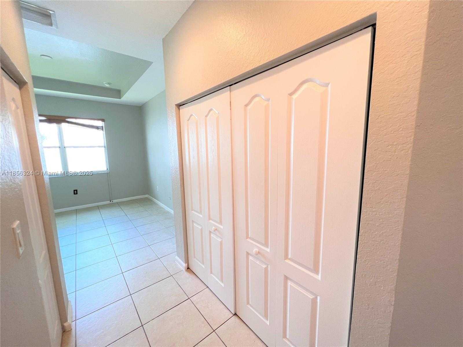 Small Image of 3970 NORTH EAST 11TH DR #3970, Homestead Number 22
