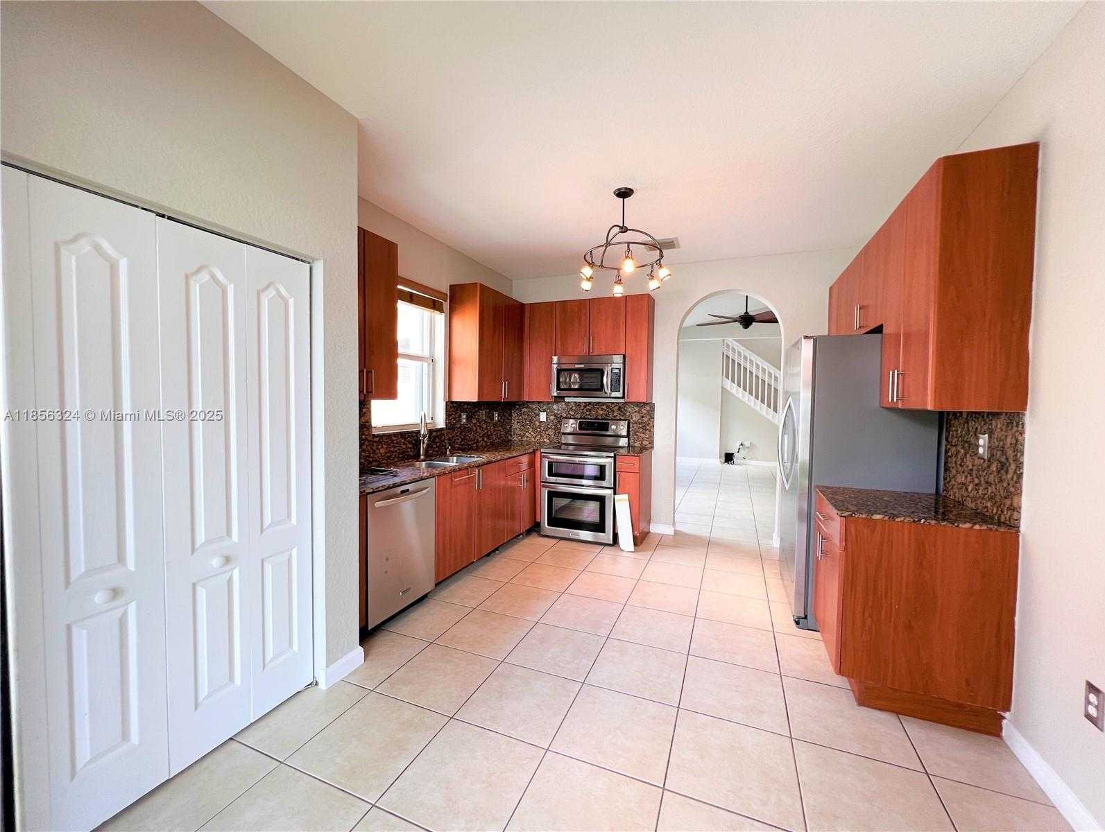 Small Image of 3970 NORTH EAST 11TH DR #3970, Homestead Number 34