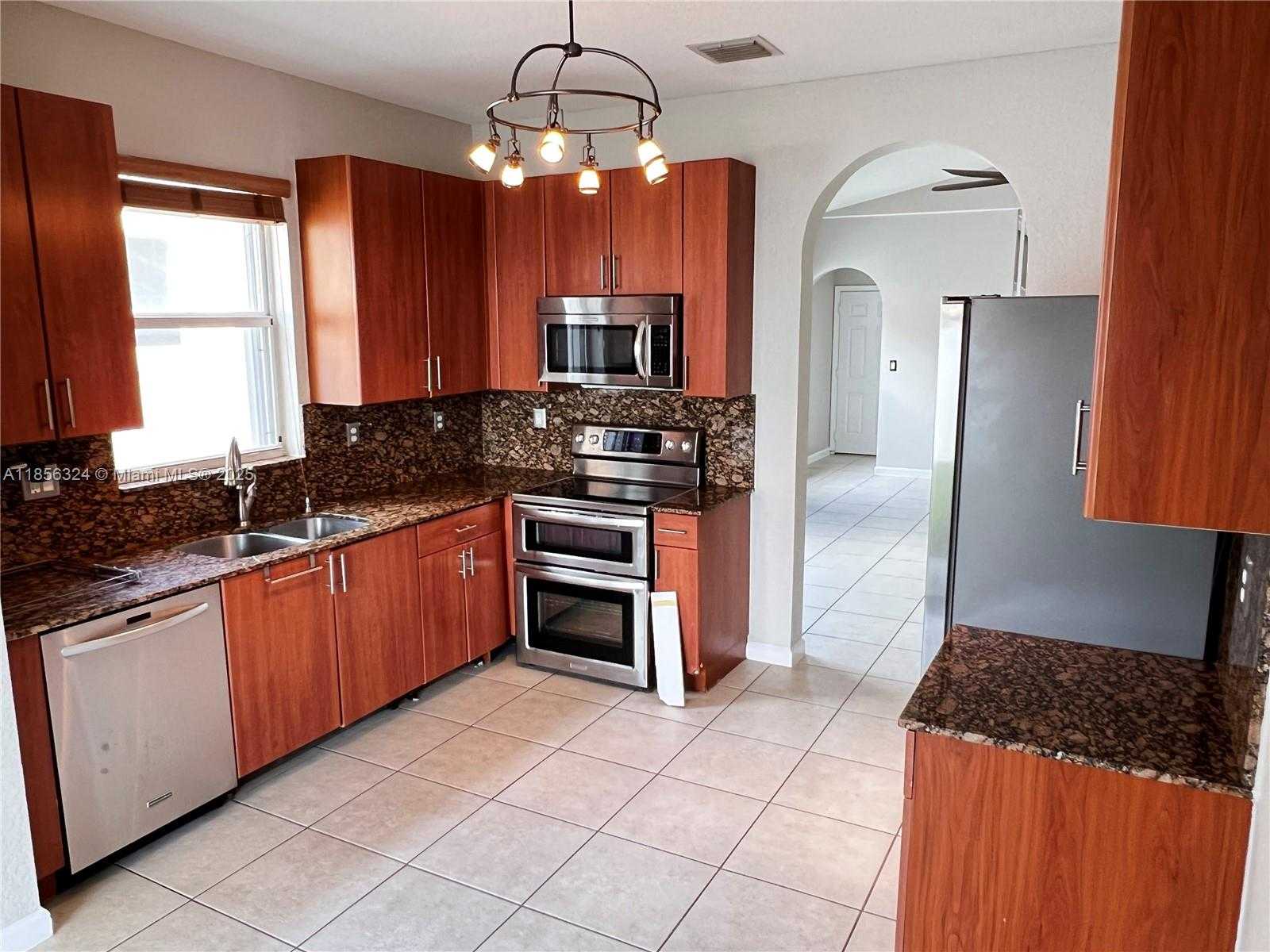 Small Image of 3970 NORTH EAST 11TH DR #3970, Homestead Number 36