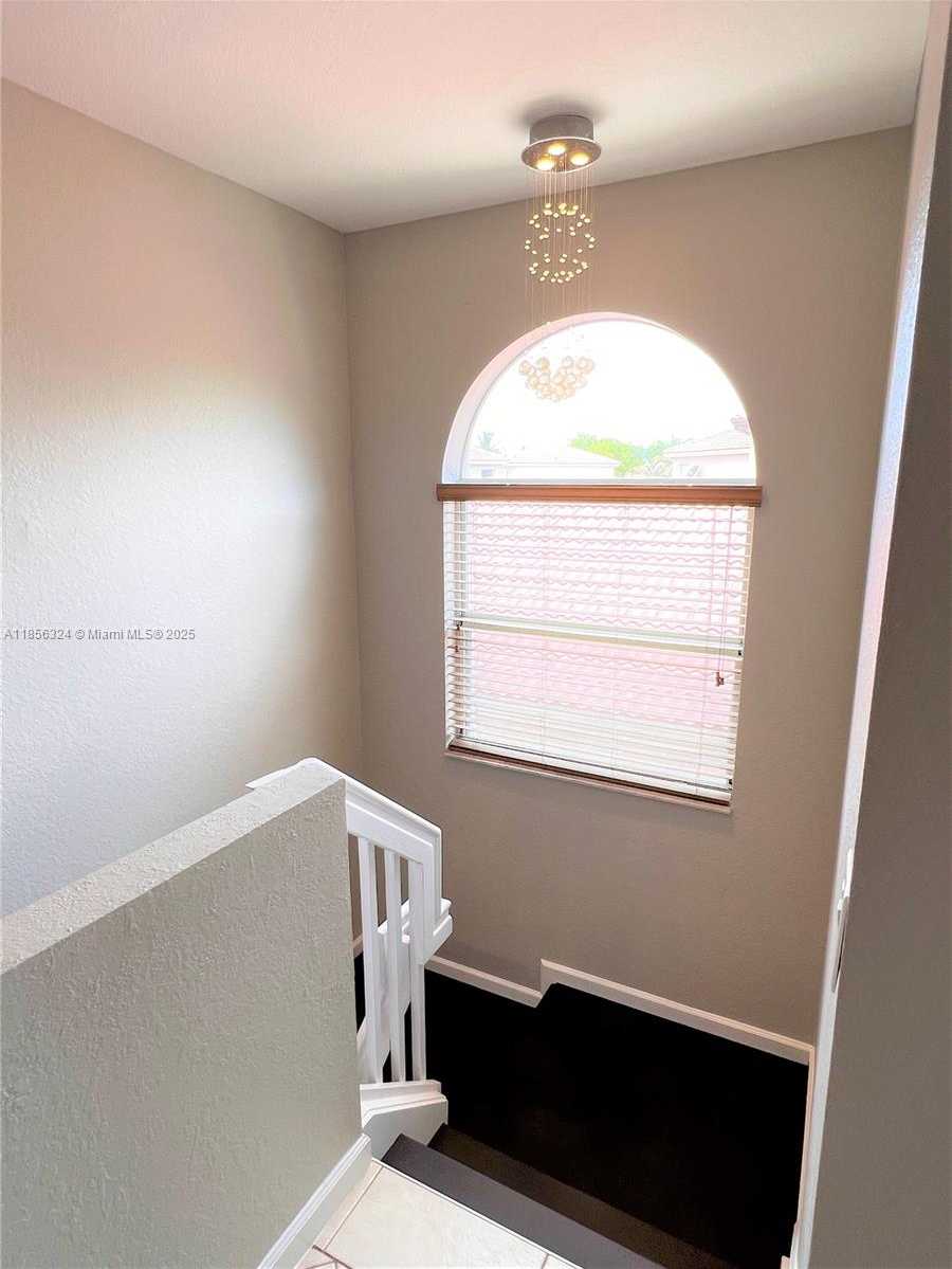Small Image of 3970 NORTH EAST 11TH DR #3970, Homestead Number 43