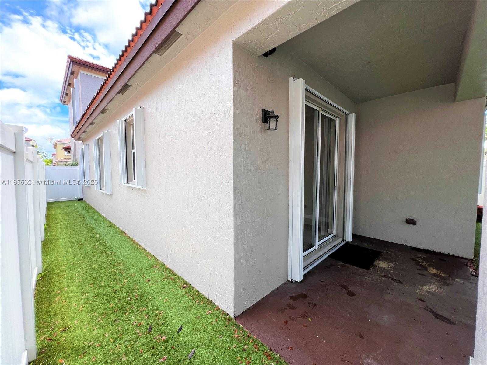 Small Image of 3970 NORTH EAST 11TH DR #3970, Homestead Number 71