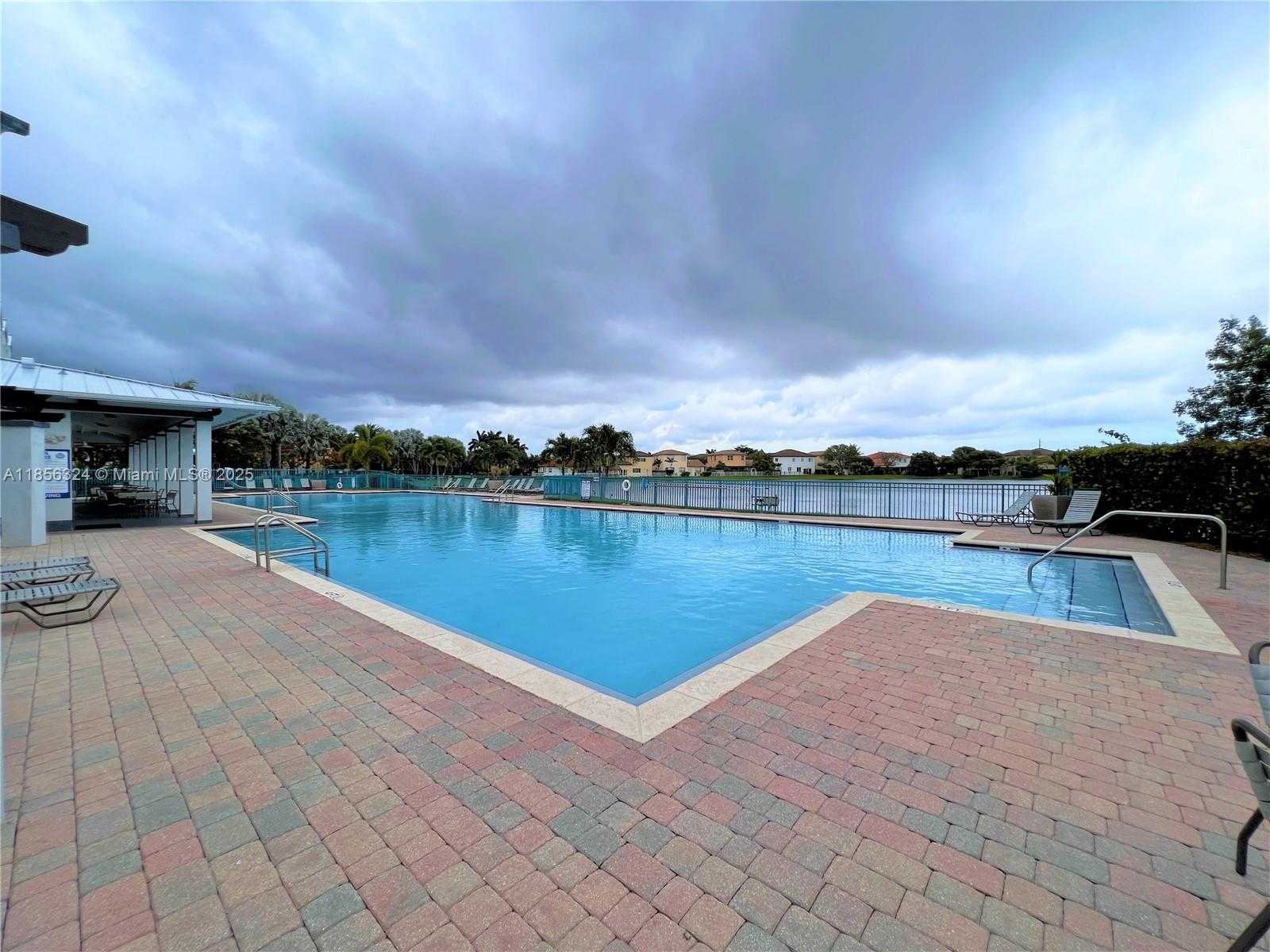 Small Image of 3970 NORTH EAST 11TH DR #3970, Homestead Number 82
