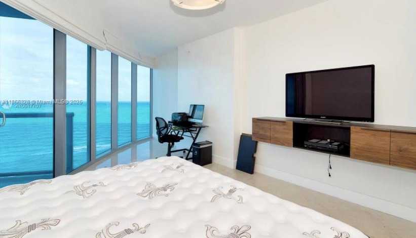 Small Image of 17001 COLLINS AVE #1505, Sunny Isles Beach Number 29