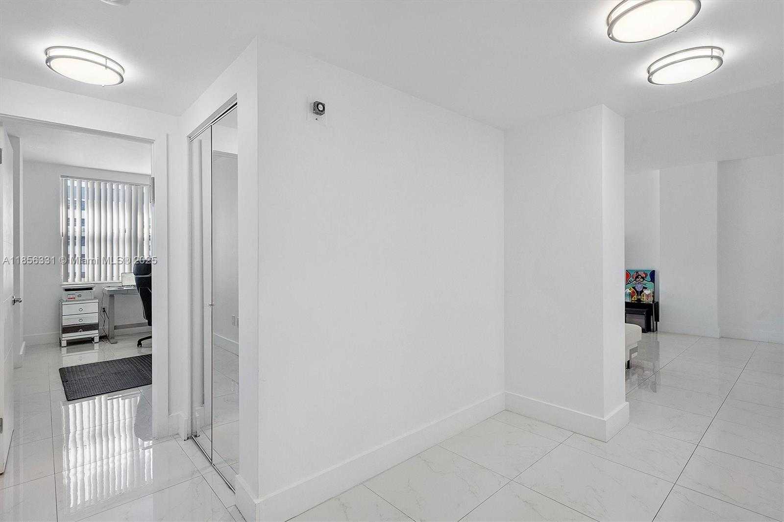 Small Image of 1980 SOUTH OCEAN DR #19G, Hallandale Beach Number 34