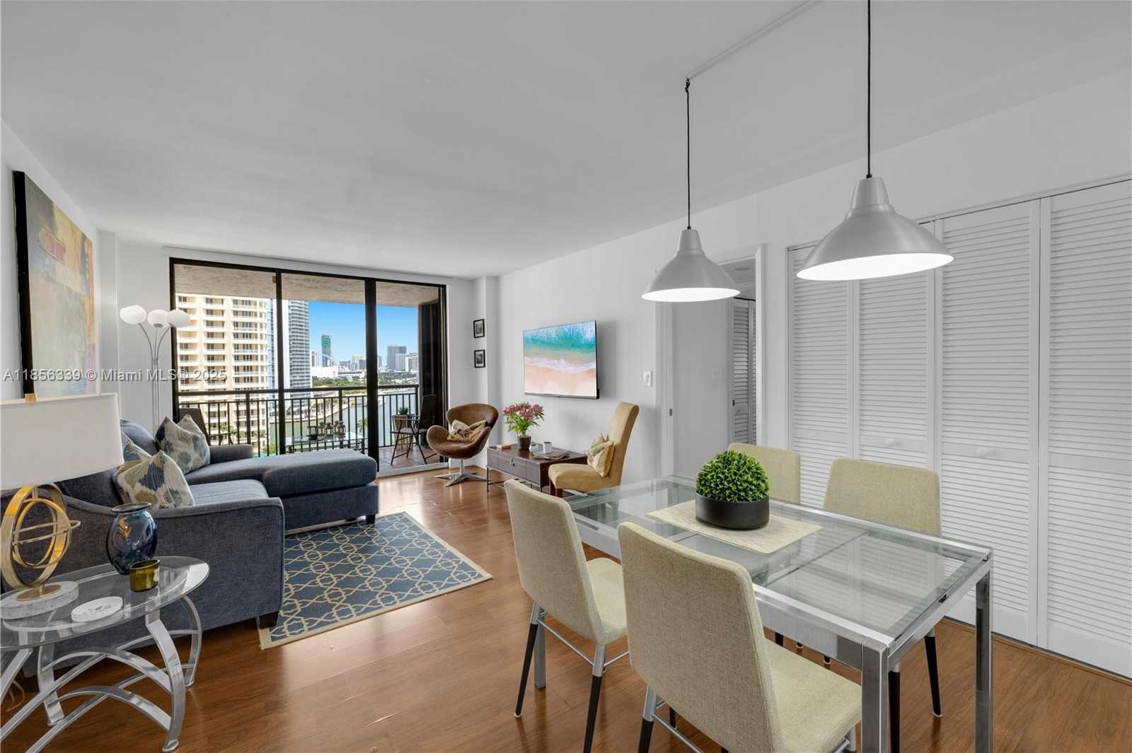 Small Image of 540 BRICKELL KEY DR #1514, Miami Number 10