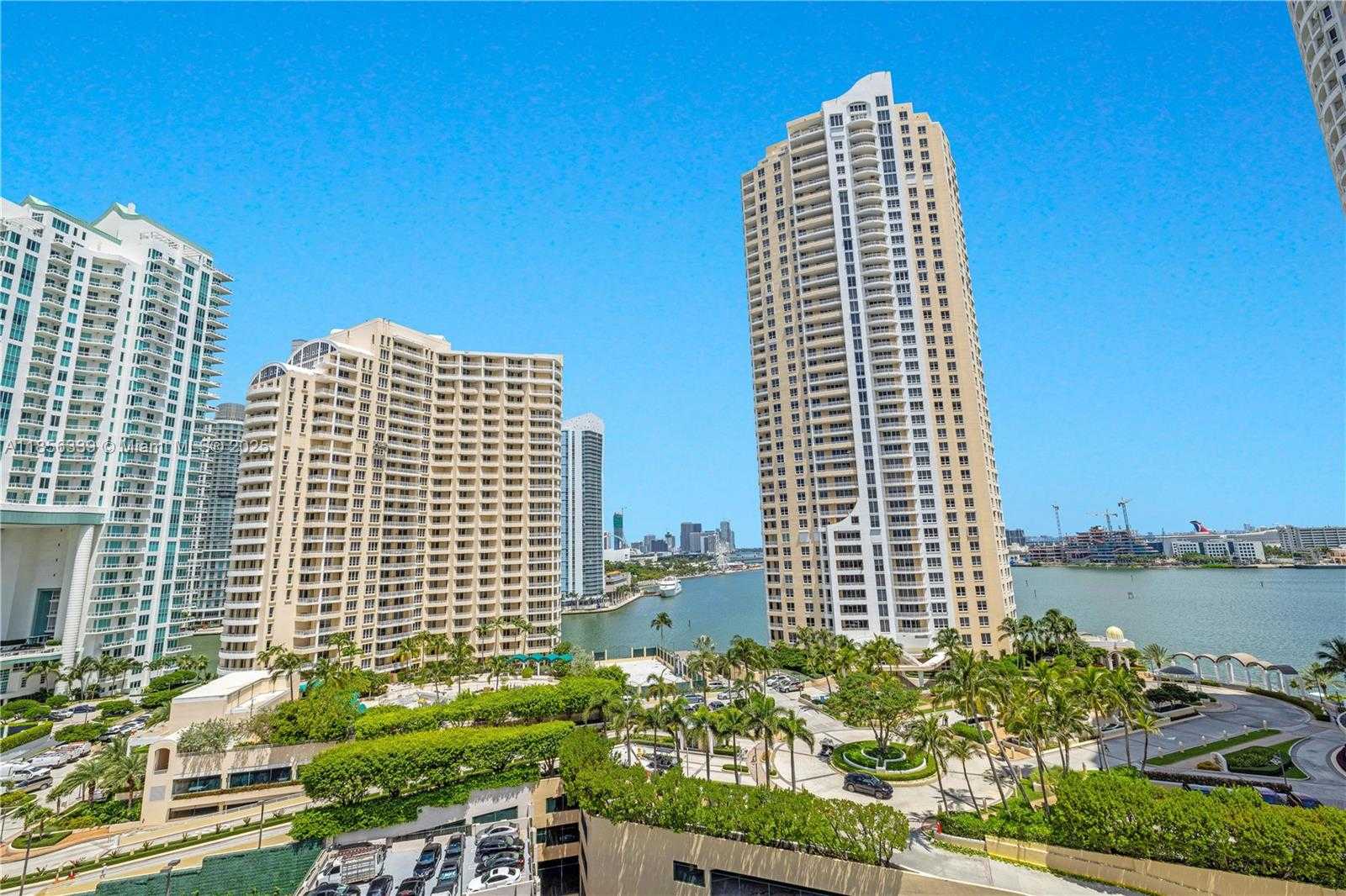 Small Image of 540 BRICKELL KEY DR #1514, Miami Number 2