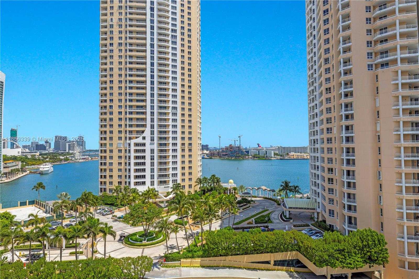 Small Image of 540 BRICKELL KEY DR #1514, Miami Number 5