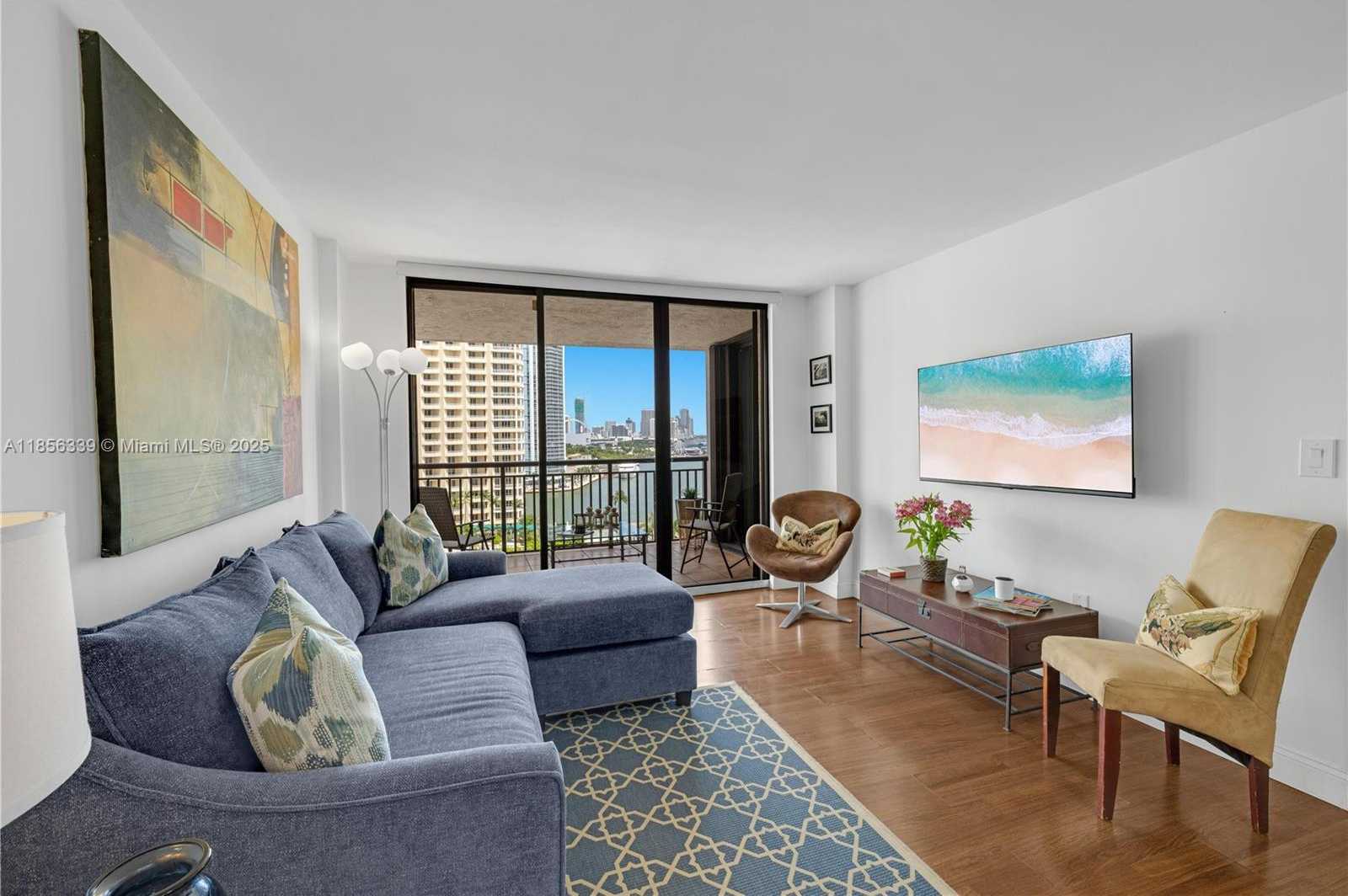 Small Image of 540 BRICKELL KEY DR #1514, Miami Number 8