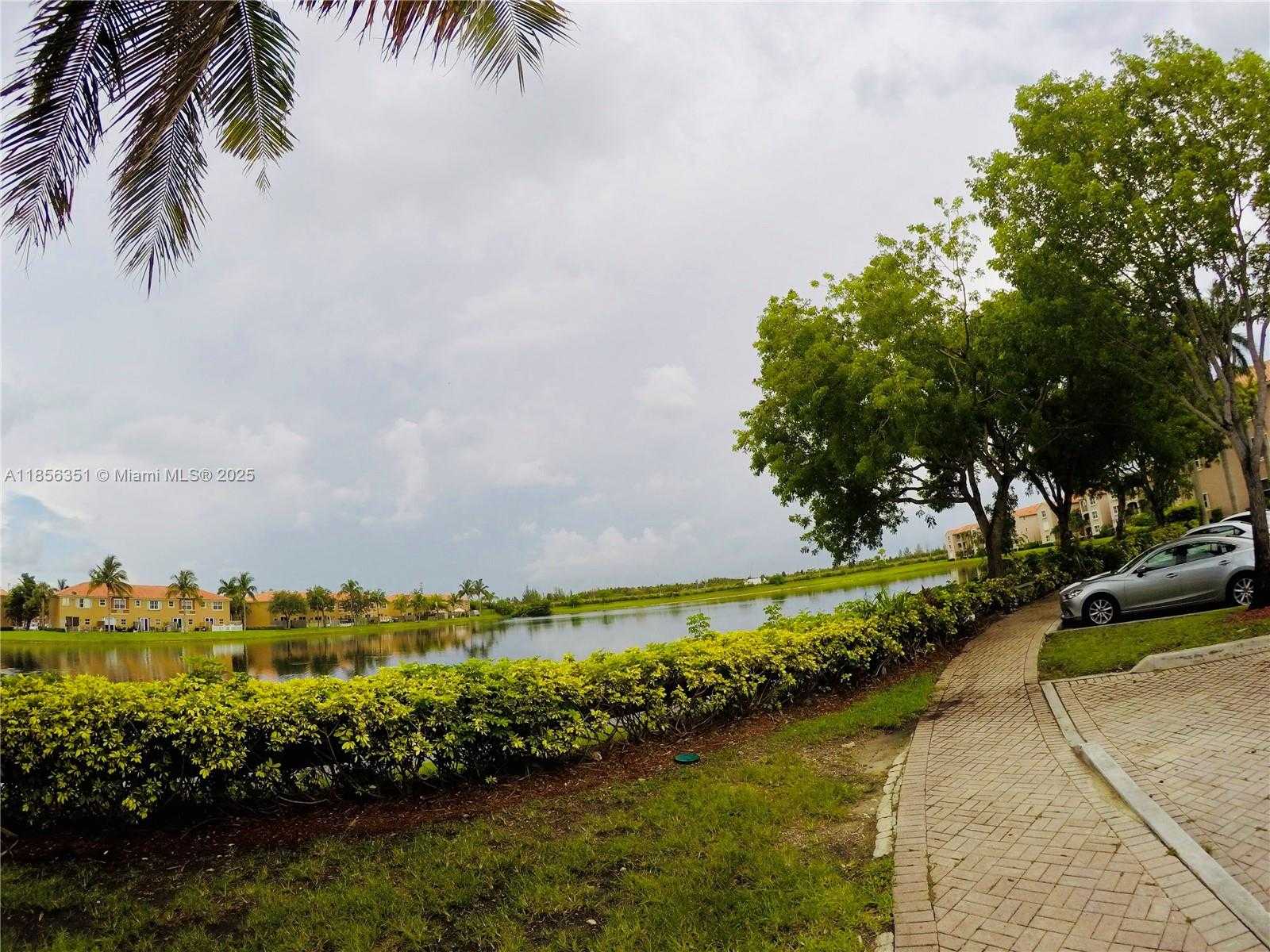 Small Image of 6630 NORTH WEST 114TH AVE #1526, Doral Number 27