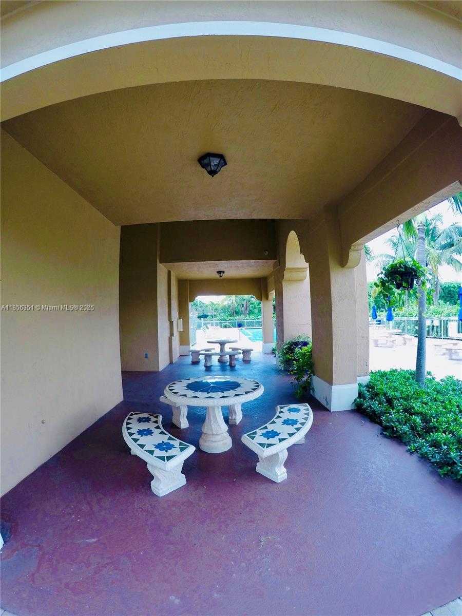 Small Image of 6630 NORTH WEST 114TH AVE #1526, Doral Number 31