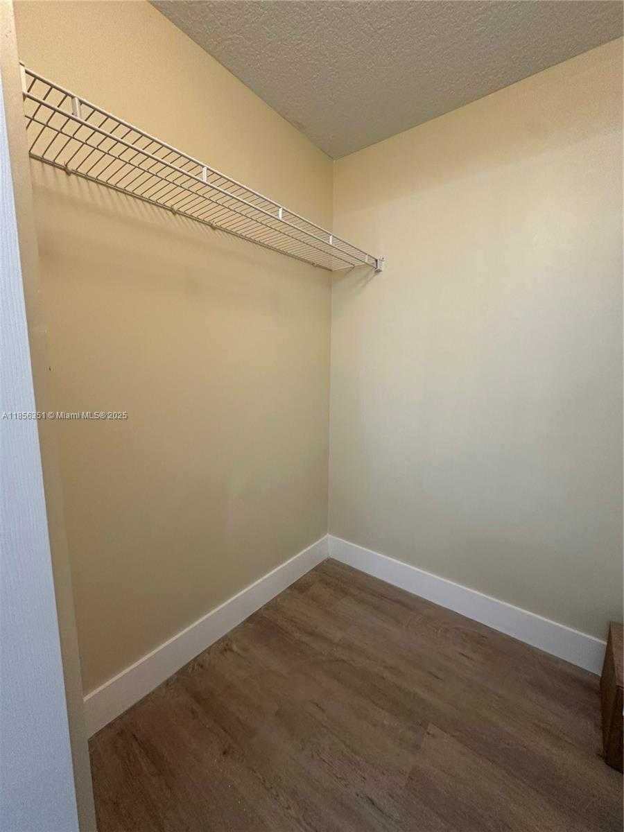 Small Image of 6630 NORTH WEST 114TH AVE #1526, Doral Number 9